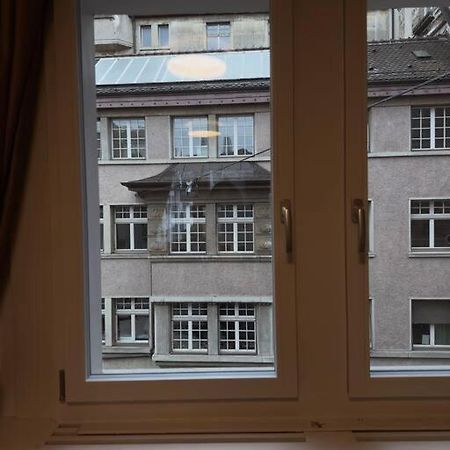 Suesse Wohnung In Zuercher Altstadt 3 Zürih Dış mekan fotoğraf