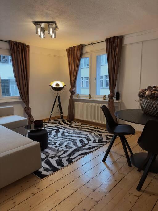 Suesse Wohnung In Zuercher Altstadt 3 Zürih Dış mekan fotoğraf